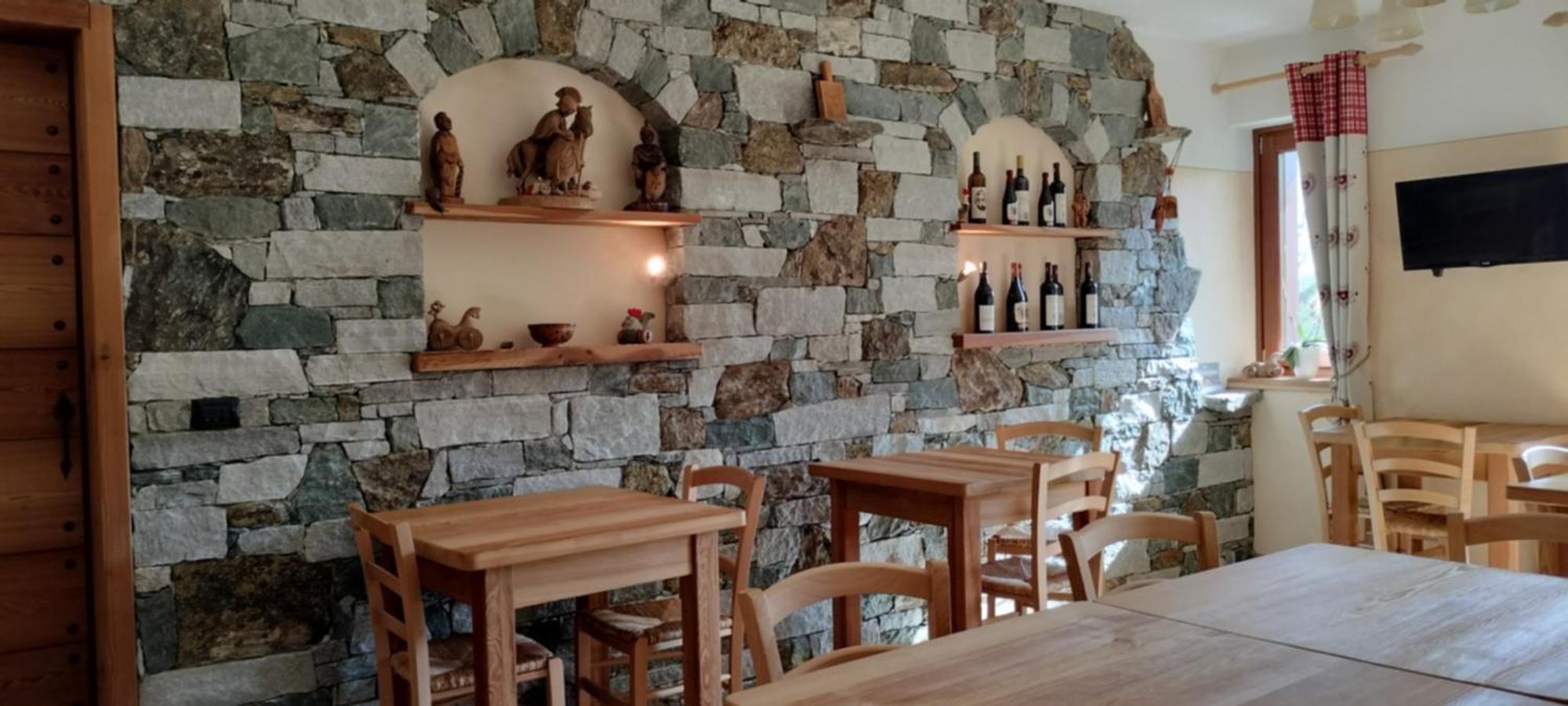 Le Coin Des Melezes - Nature & Trek - Camere In Baita Di Montagna Brusson Bagian luar foto
