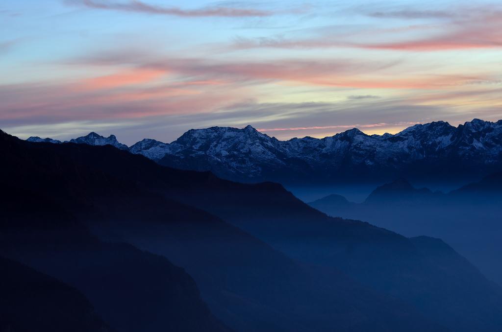 Le Coin Des Melezes - Nature & Trek - Camere In Baita Di Montagna Brusson Bagian luar foto