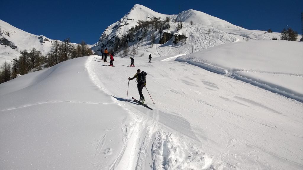 Le Coin Des Melezes - Nature & Trek - Camere In Baita Di Montagna Brusson Bagian luar foto